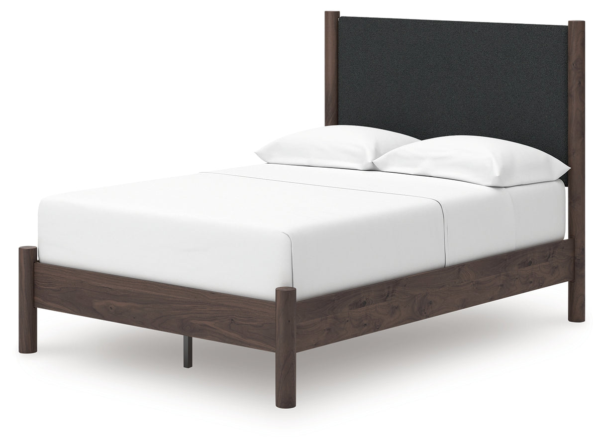 Pamytta Full Upholstered Platform Bed, Dresser and Mirror