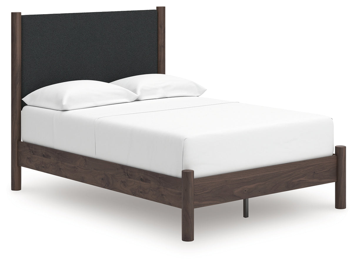 Pamytta Full Upholstered Platform Bed, Dresser and Mirror