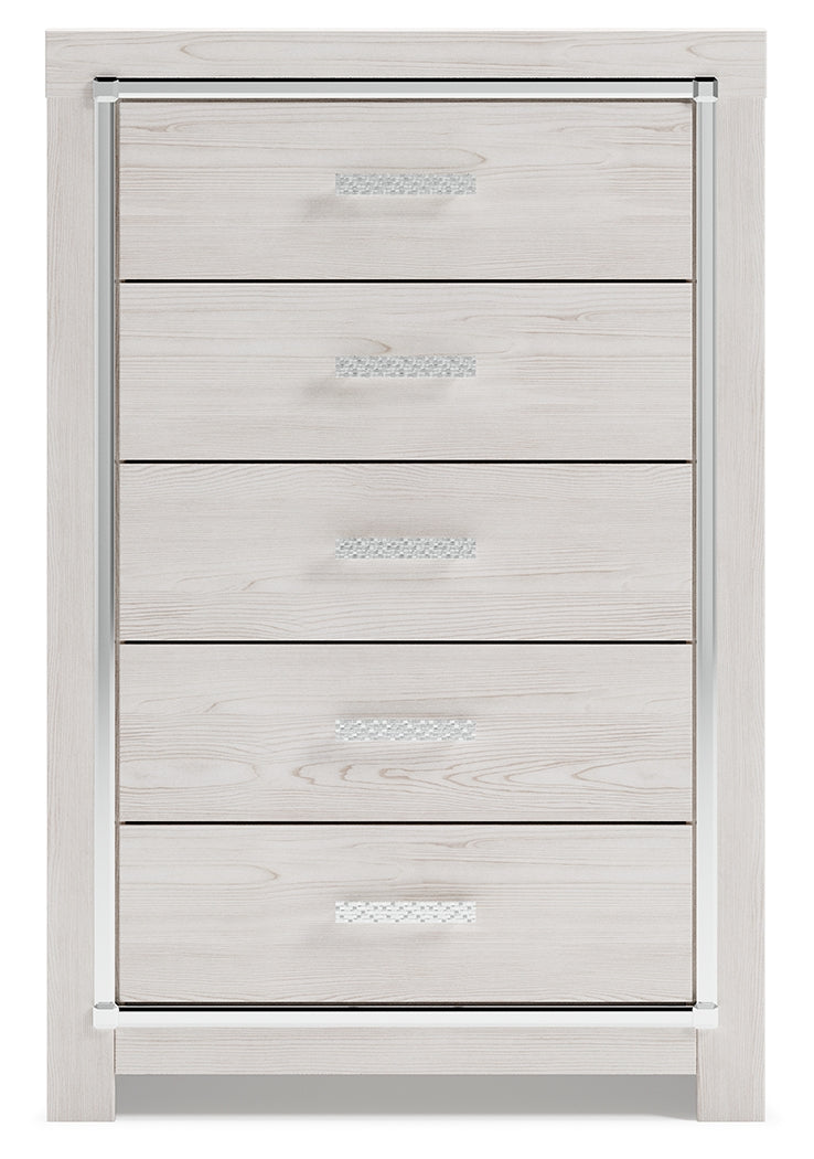 Altyra Queen Panel Bed