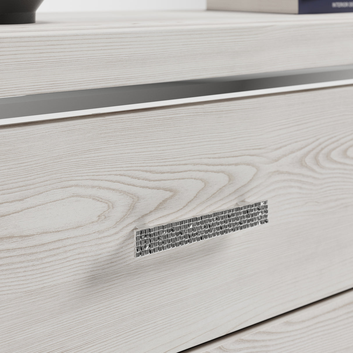 Altyra King Panel Bed