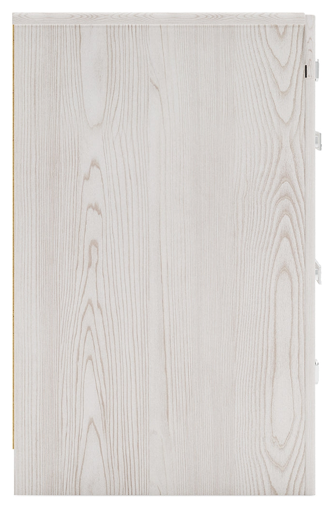 Altyra King Panel Bed