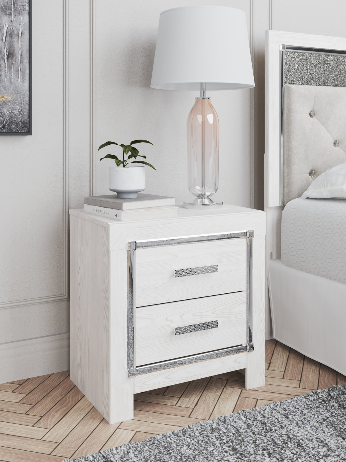 Altyra King Panel Bed
