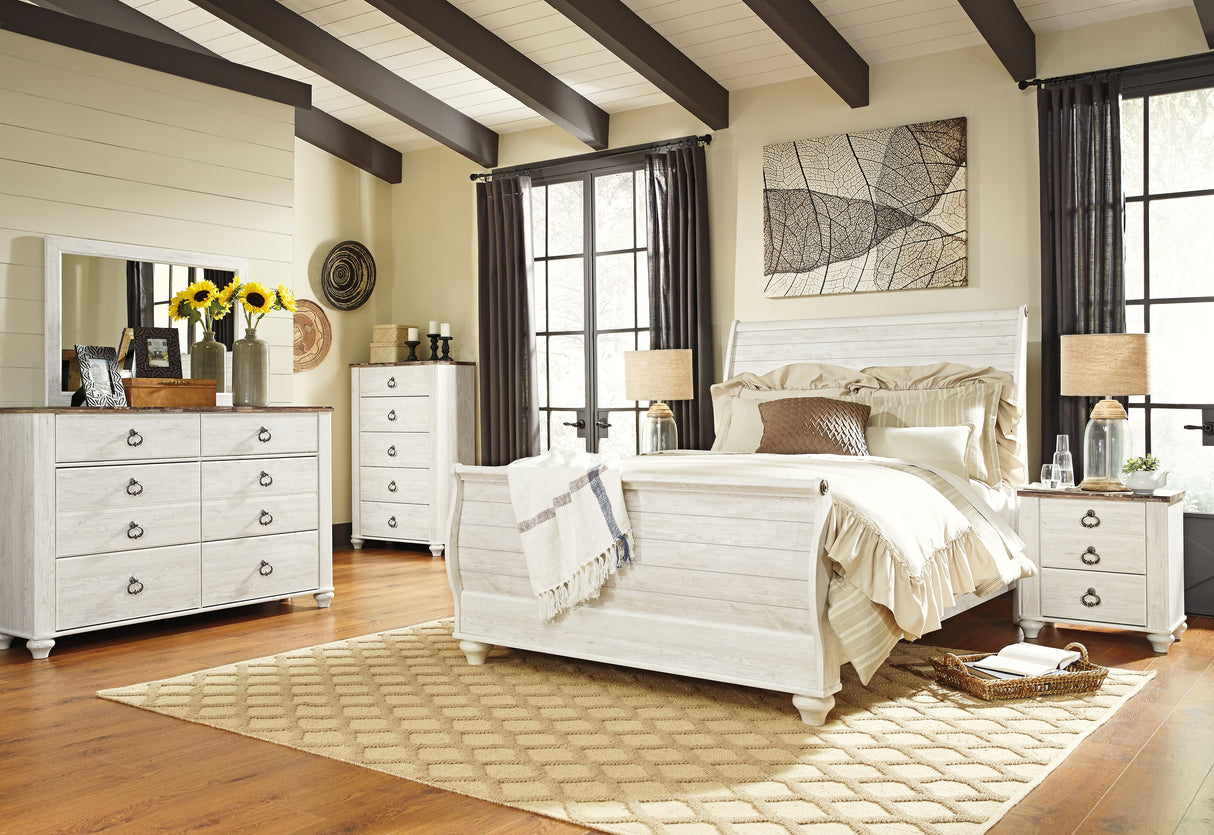 Furniture City Houma - Ashley Furniture - Willowton Queen Sleigh Bed - Queen Sleigh Bed, 2 Dressers, Mirror, Chest and 2 Nightstands / Whitewash - B267B39