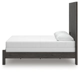 Fraluna Queen Panel Bed, Dresser and Mirror
