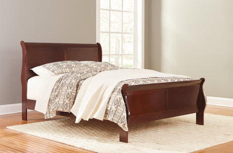 Furniture City Houma - Ashley Furniture - Alisdair Queen Sleigh Bed - Queen Sleigh Bed / Reddish Brown - B376B2