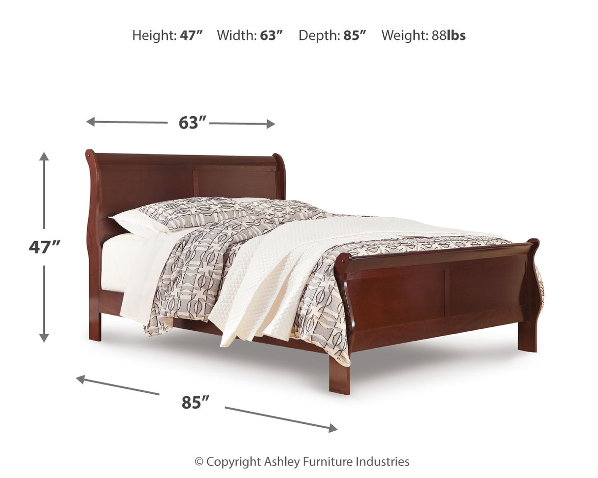 Alisdair Queen Sleigh Bed, Dresser, Chest and Nightstand