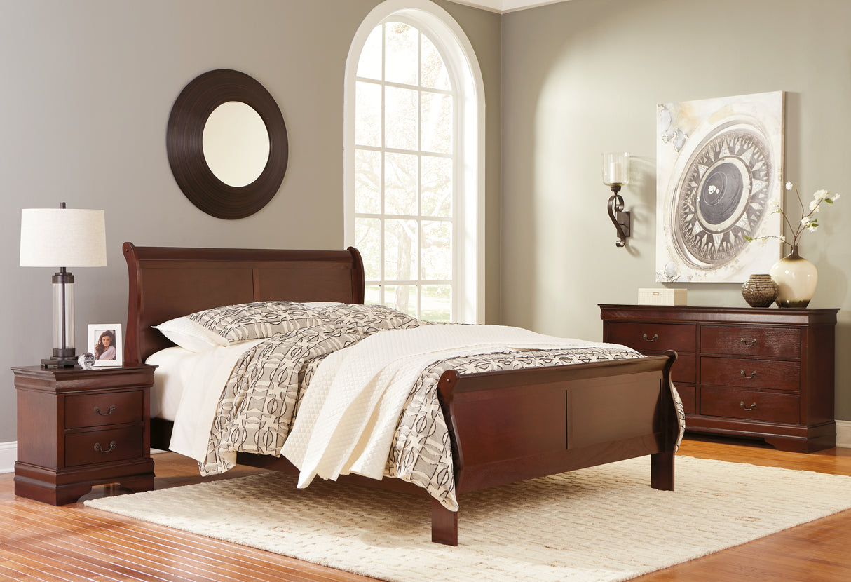 Alisdair Queen Sleigh Bed