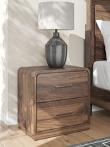 Fortlorn King Panel Bed and 2 Nightstands