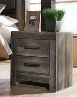 Wynnlow Queen Panel Bed