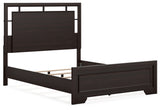 Covetown Queen Panel Bed, Dresser, Mirror and Nightstand