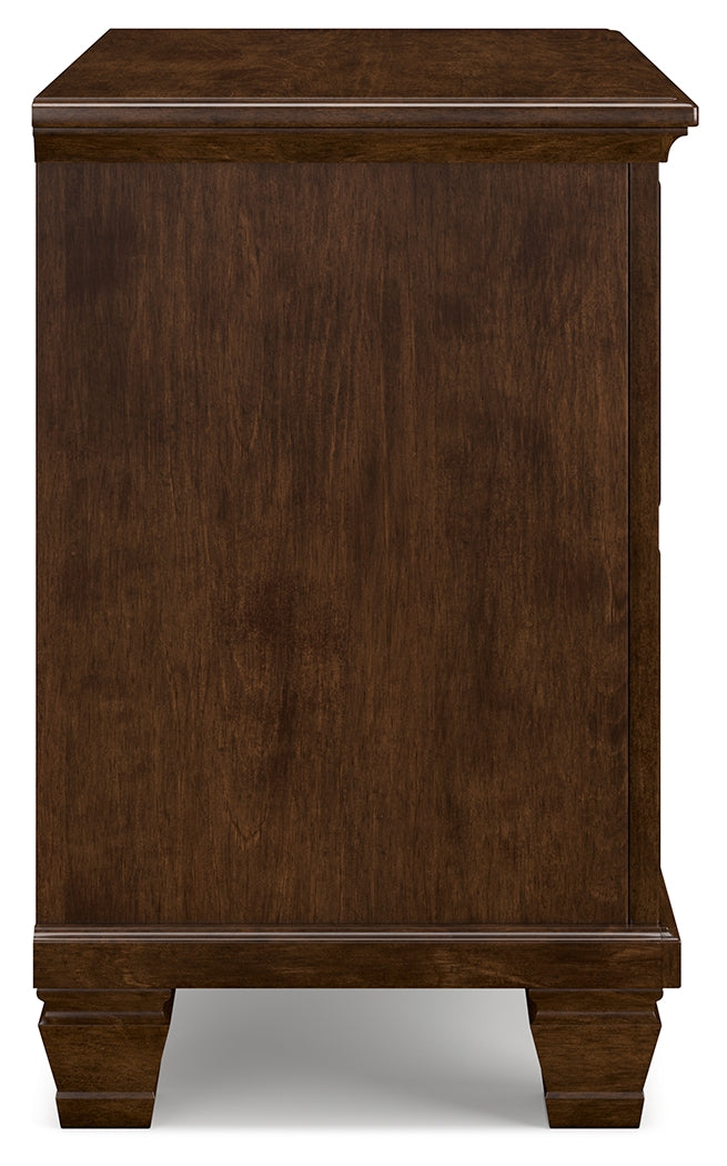 Danabrin Queen Panel Bed