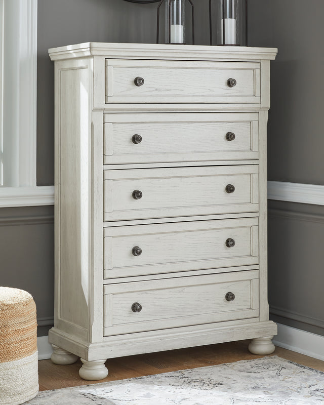 Furniture City Houma - Ashley Furniture - Robbinsdale Chest of Drawers - Five Drawer Chest / Antique White - B742-46