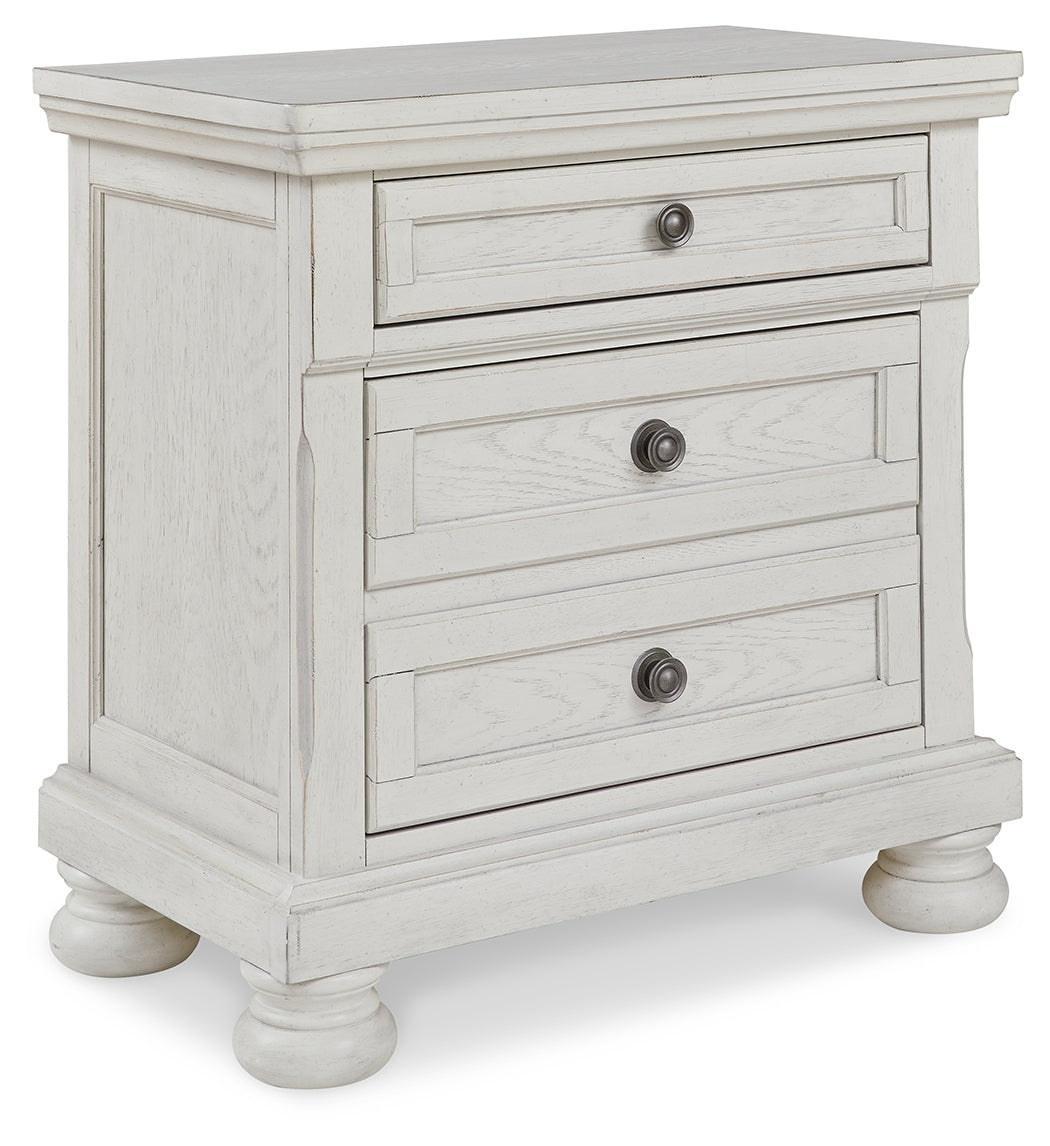 Robbinsdale Queen Panel Bed