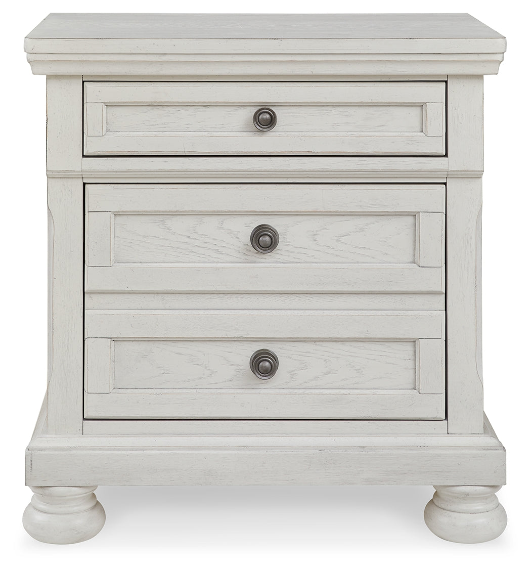 Robbinsdale Queen Panel Bed