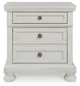 Robbinsdale Queen Panel Bed