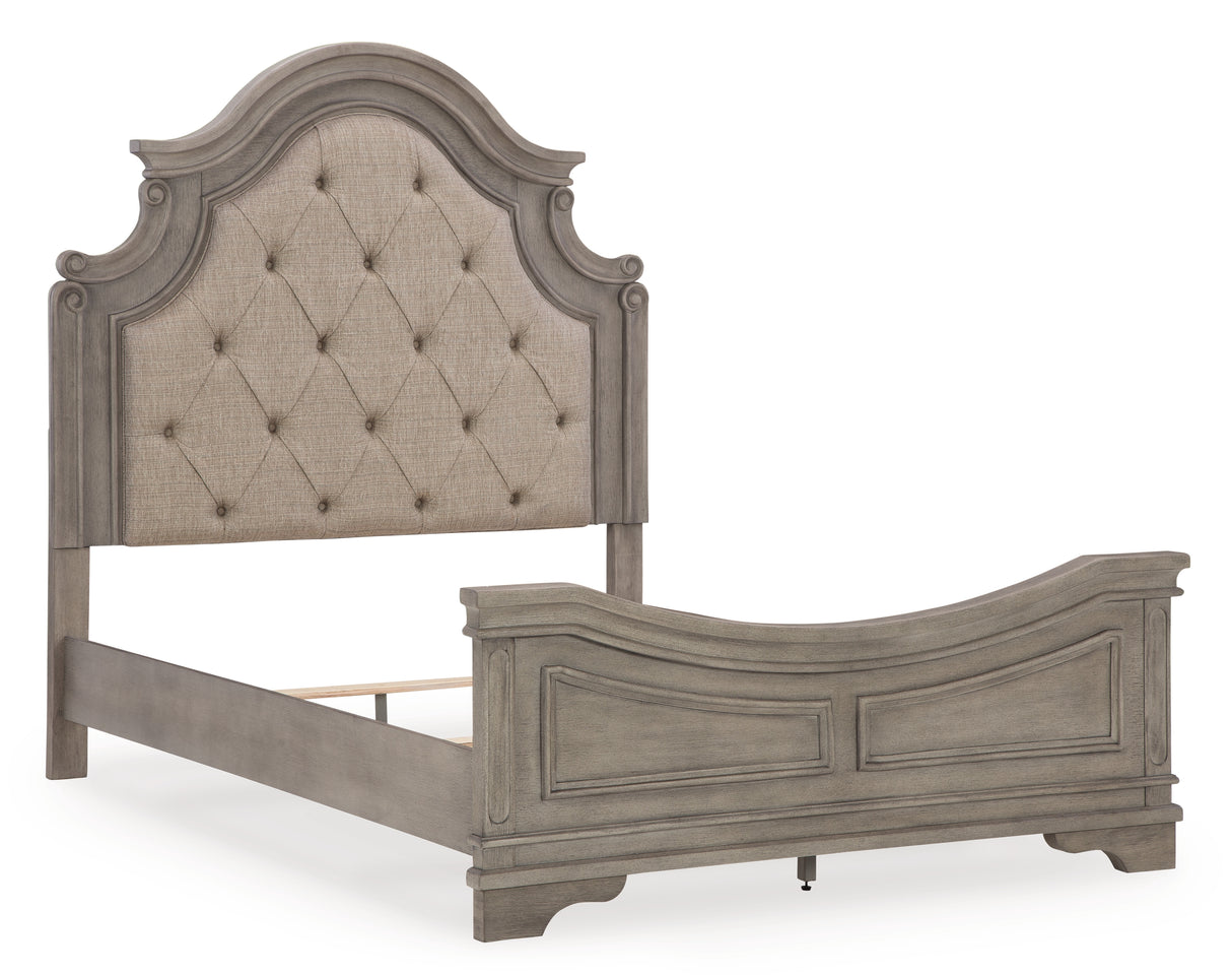 Lettner Queen Panel Bed