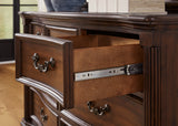 Lavinton Queen Poster Bed, Dresser, Mirror, Chest and 2 Nightstands