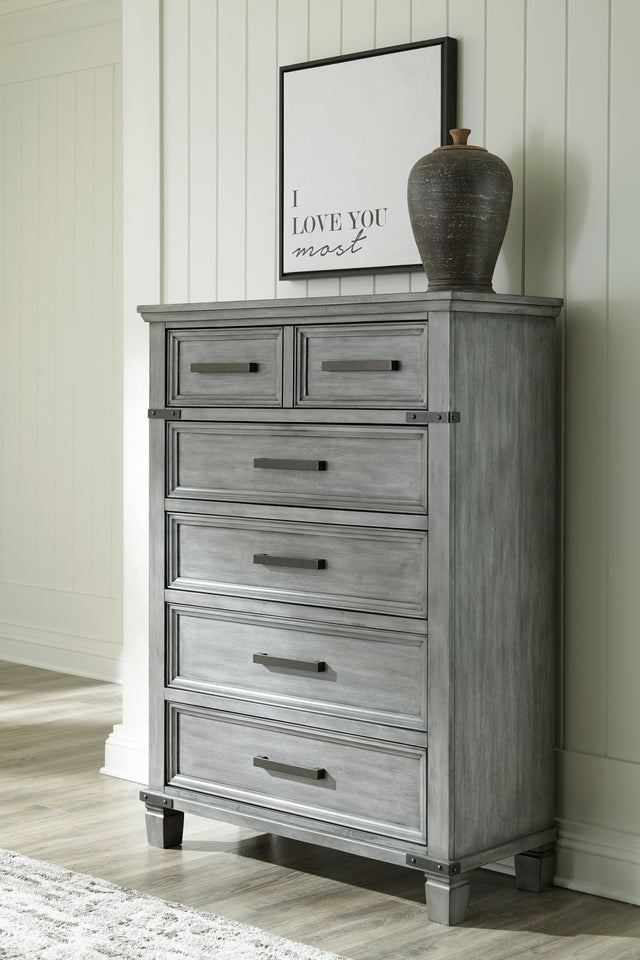 Furniture City Houma - Ashley Furniture - Russelyn Chest of Drawers - Five Drawer Chest / Gray - B772-46