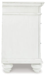 Kanwyn Queen Panel Bed