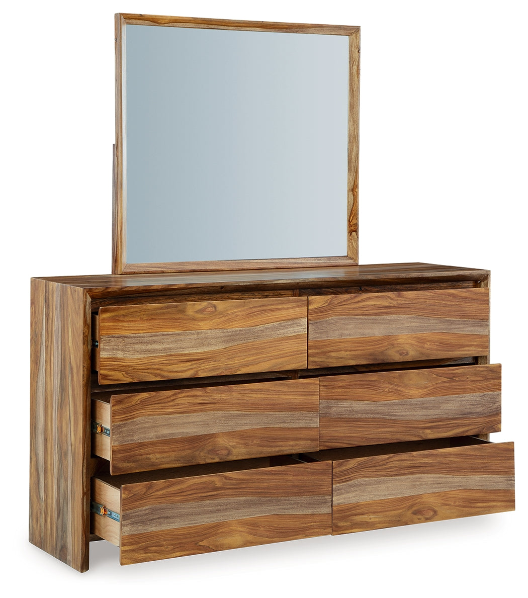 Dressonni Queen Panel Bed