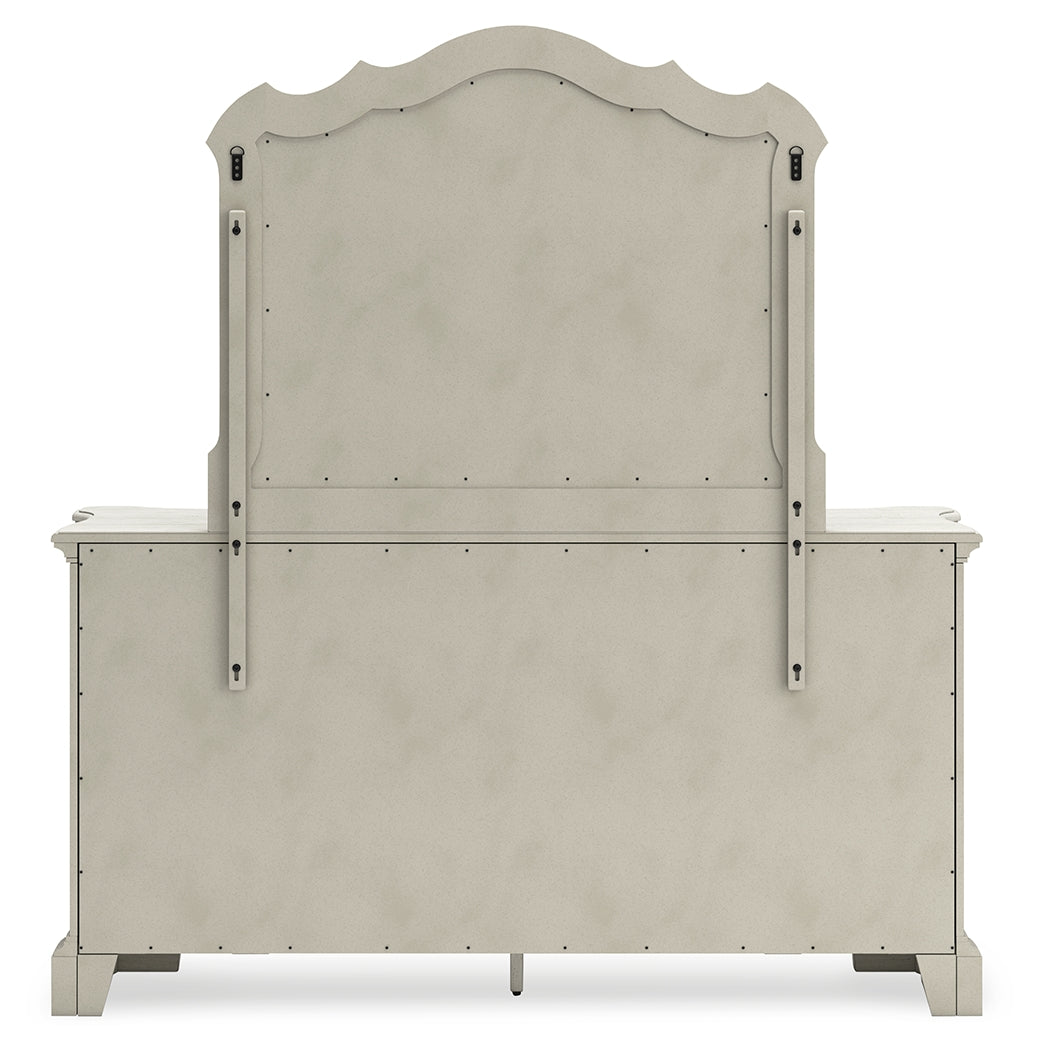 Arlendyne Queen Upholstered Bed
