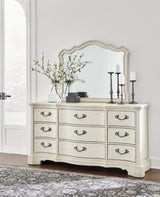 Arlendyne Queen Upholstered Bed