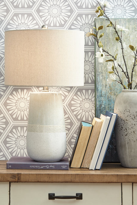 Furniture City Houma - Ashley Furniture - Shavon Lighting - Table Lamp (Set of 2) / Beige/White - L100724X2