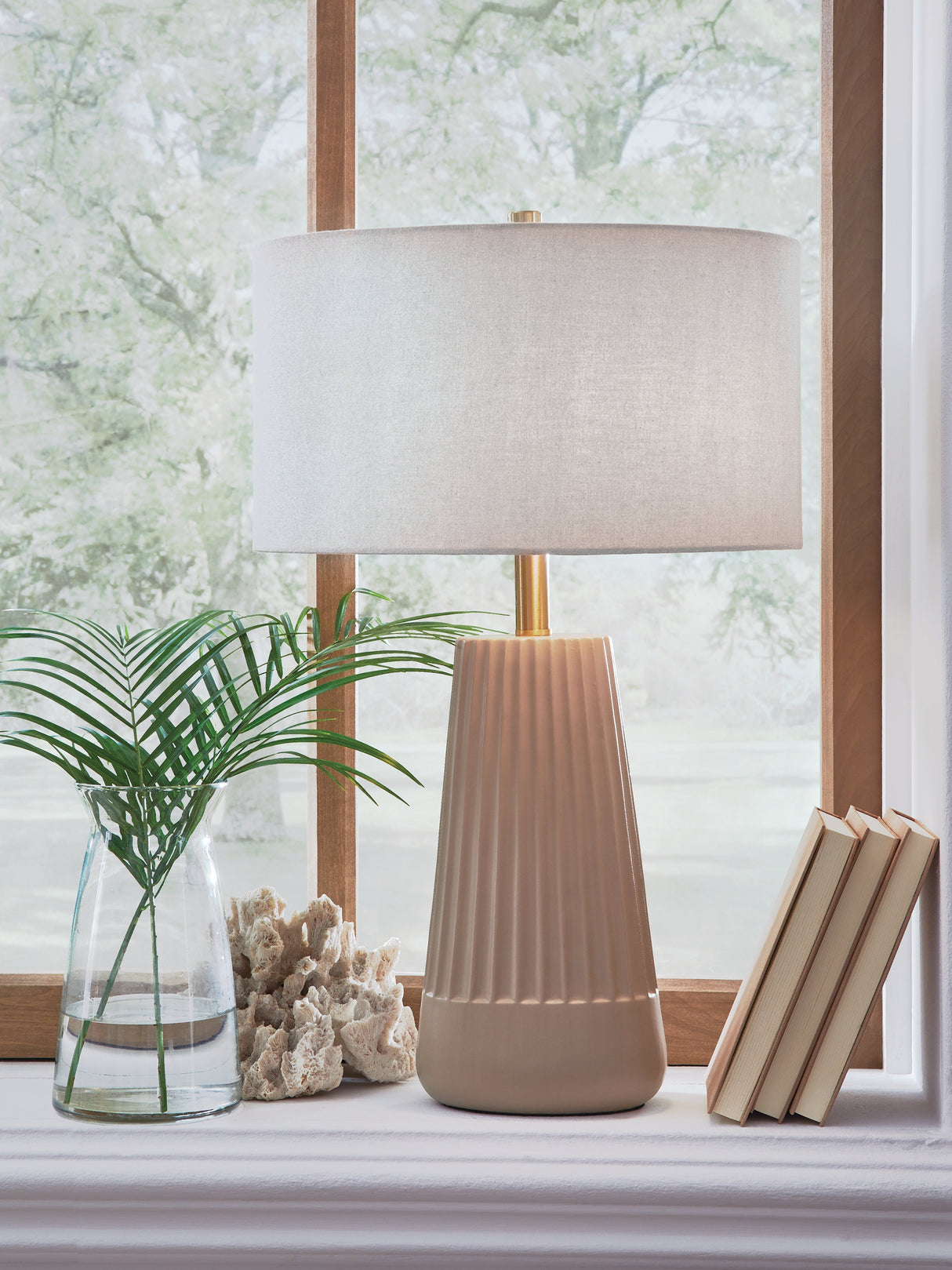Furniture City Houma - Ashley Furniture - Dellner Table Lamp - Ceramic Table Lamp (1/CN) - L100854