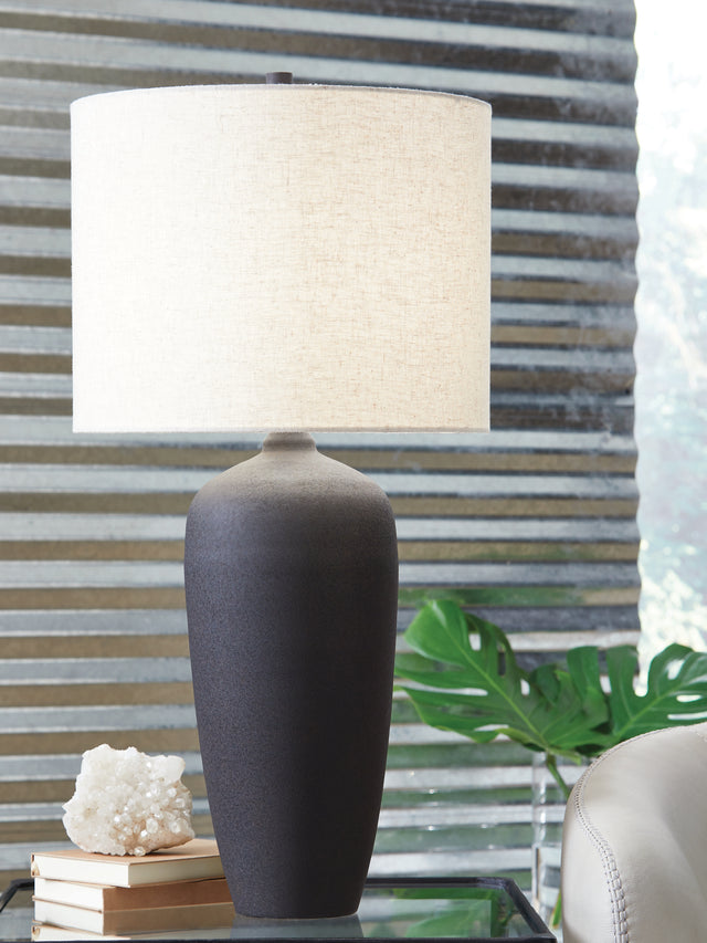 Furniture City Houma - Ashley Furniture - Ryenburg Table Lamp - Metal Table Lamp (1/CN) / Black - L207584