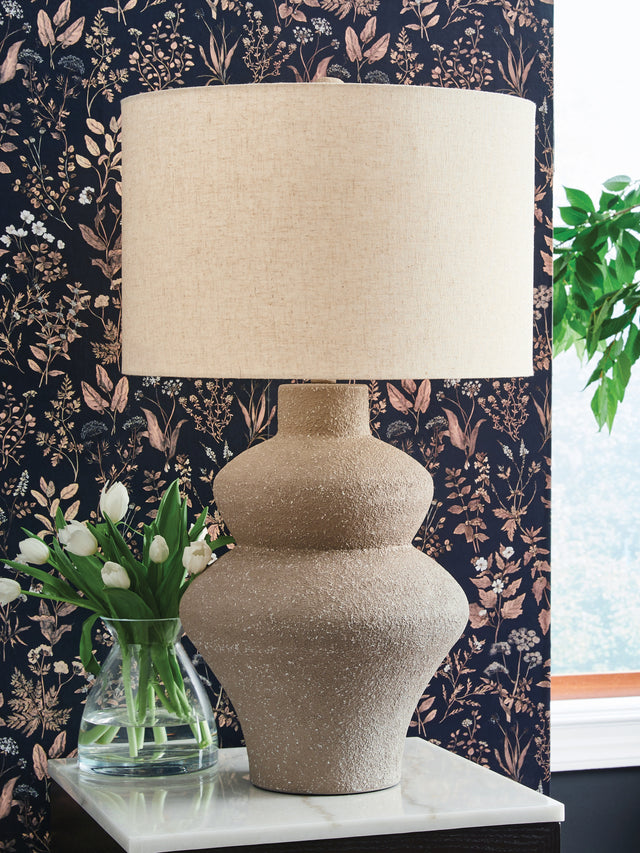 Furniture City Houma - Ashley Furniture - Jossleigh Table Lamp - Metal Table Lamp (1/CN) / Beige - L207624