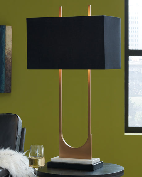 Furniture City Houma - Ashley Furniture - Malana Table Lamp (Set of 2) - Table Lamp (Set of 2) / Brass Finish - L208254X2