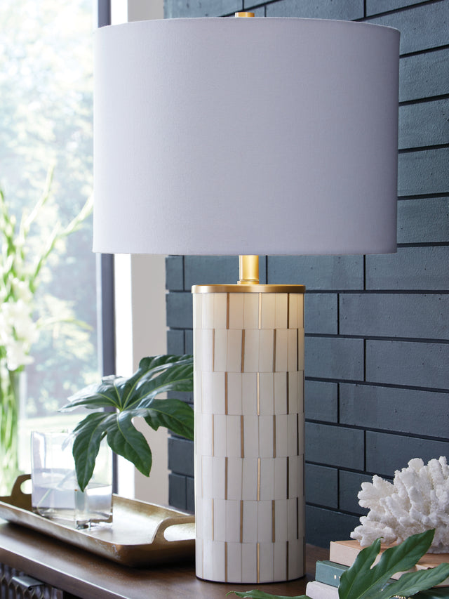 Furniture City Houma - Ashley Furniture - Faridworth Table Lamp - Poly Table Lamp (1/CN) / White/Gold Finish - L235954