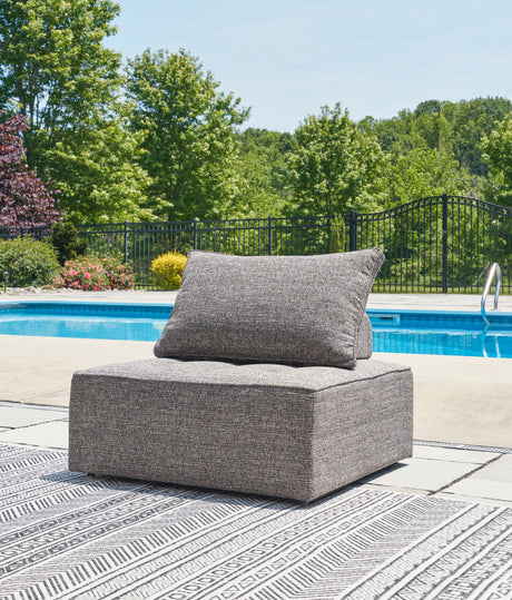 Furniture City Houma - Ashley Furniture - Bree Zee Outdoor Lounge Chair with Cushion - Lounge Chair w/Cushion / Brown - P160-821