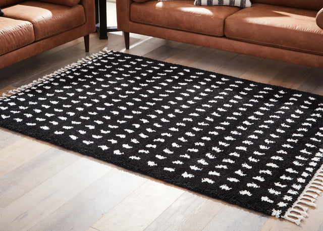 Furniture City Houma - Ashley Furniture - Minston Rug - 5' x 7' Rug / Black/White - R405952