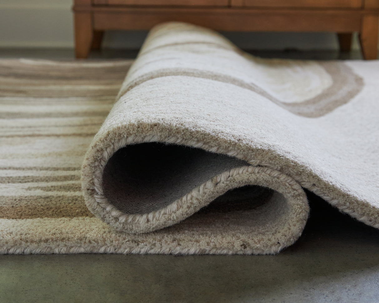Rizwana 7'6" x 10' Area Rug