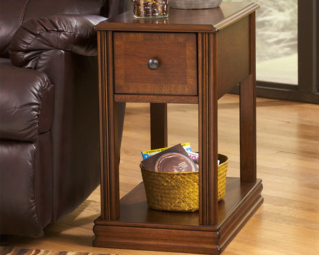 Furniture City Houma - Ashley Furniture - Breegin Chairside End Table - Chair Side End Table / Brown - T007-527