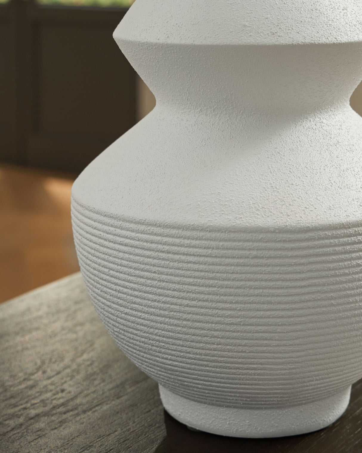 Naveen - Vase