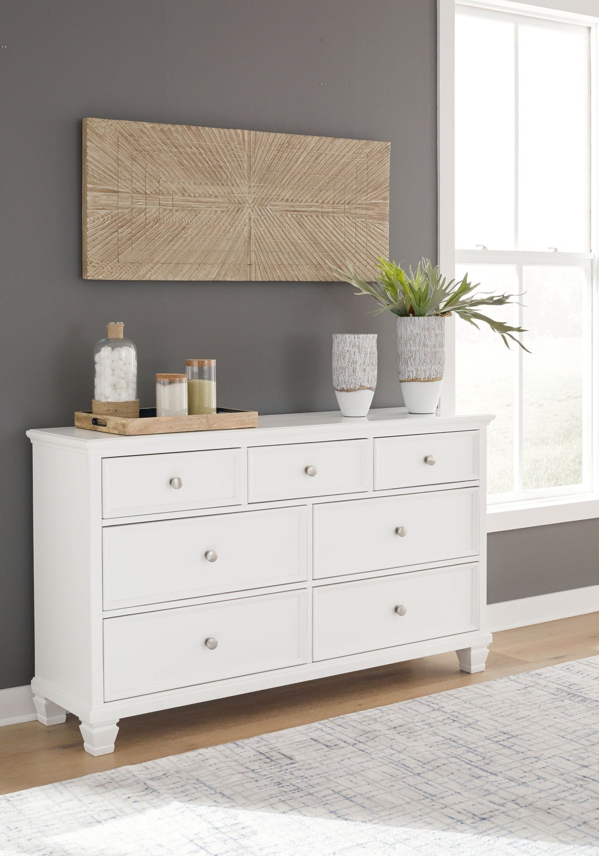Fortman - Dresser - White