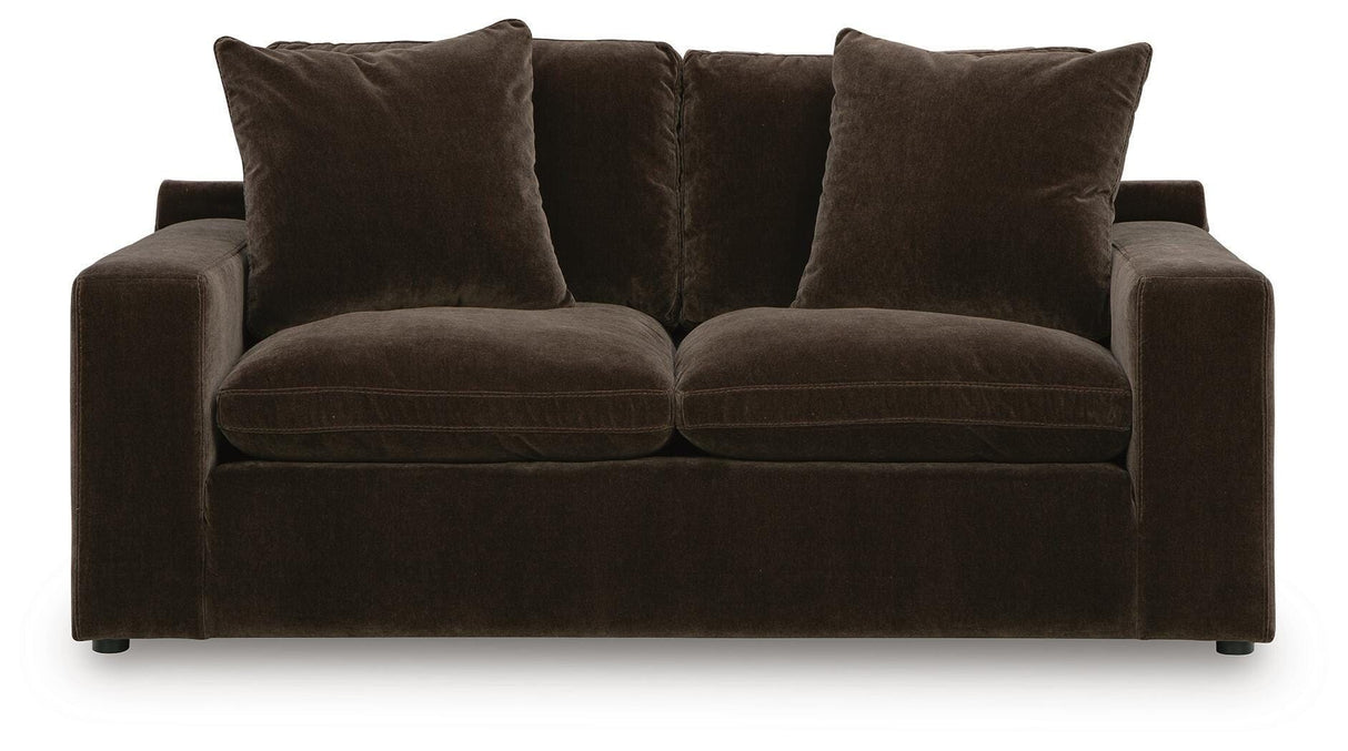 Maxton Heights - Loveseat
